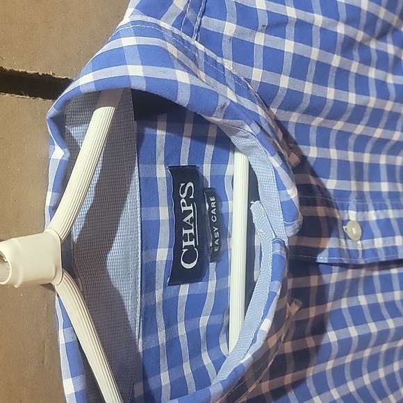 Champs short sleeve button down - Picture 2 of 3